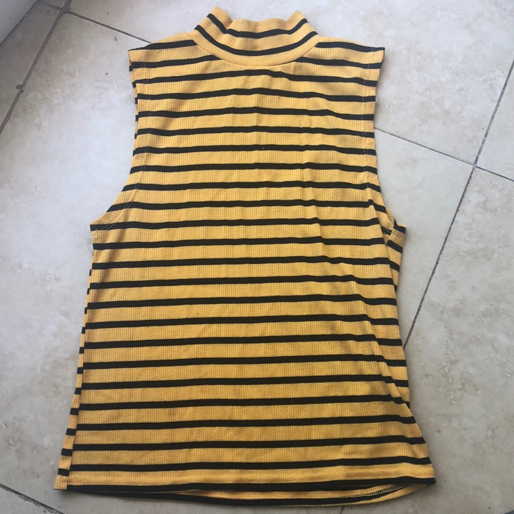 Black and yellow sleeveless top